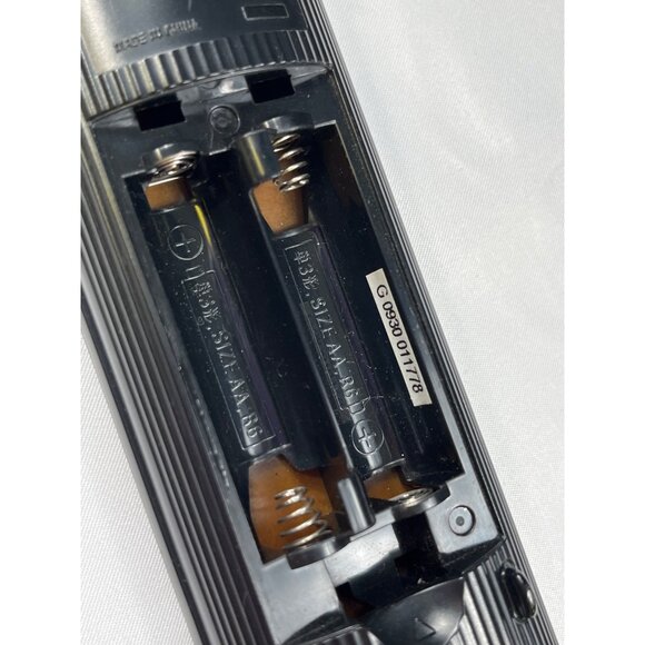 Sony RMT-D187A DVD Remote Control SKU 7562 Untested - Picture 5 of 10